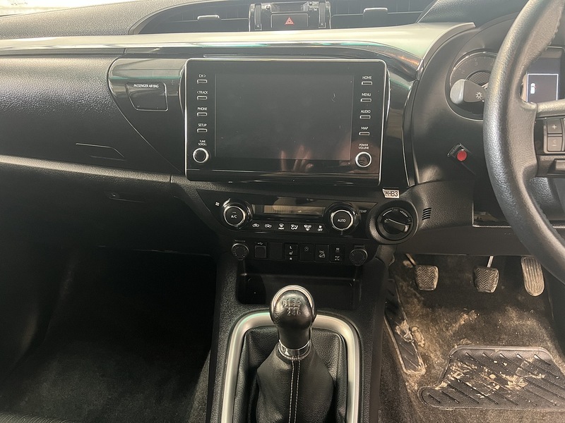 Used Toyota Hilux for sale - 77677136: Photo 9