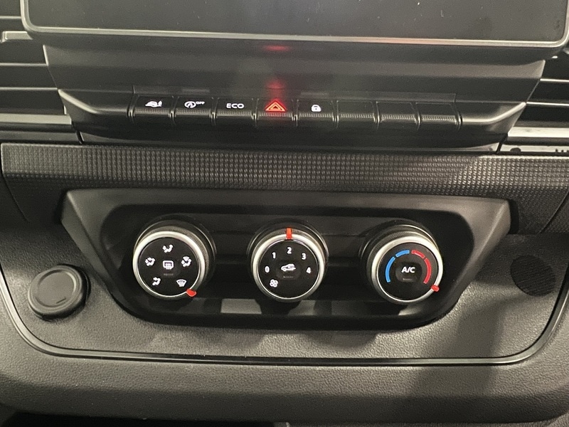 Used Renault Trafic 2023 for sale - 76904268: Photo 25