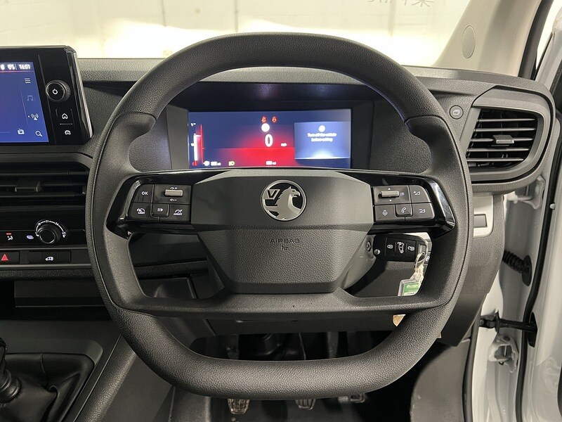 Used Vauxhall Vivaro 2024 for sale - 77404572: Photo 16