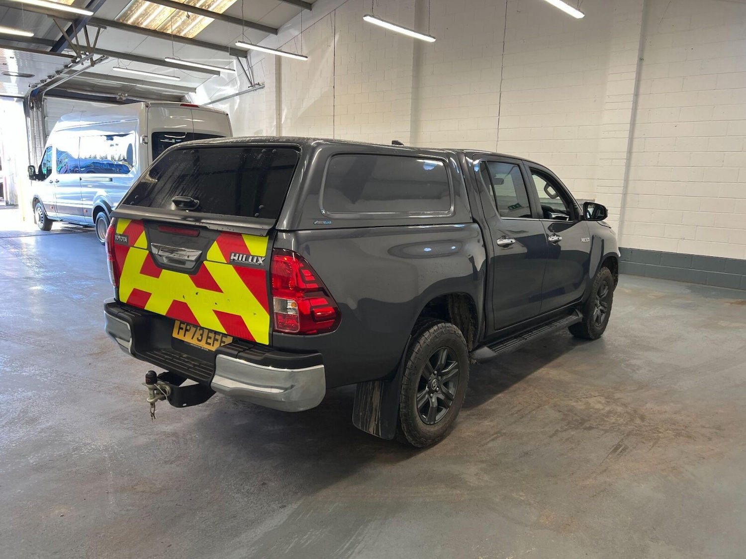 Used Toyota Hilux 2023 for sale - 76375518: Photo 3