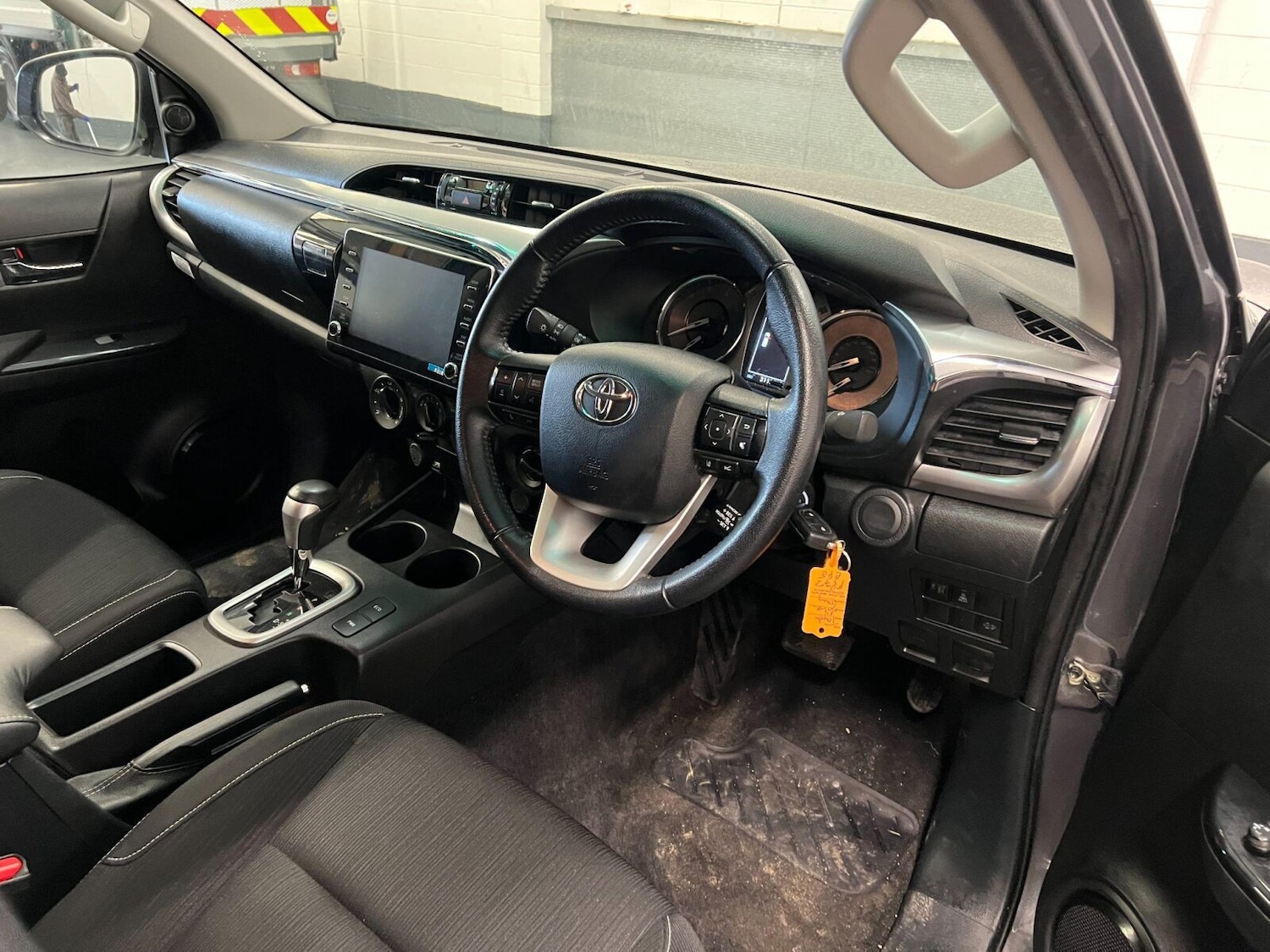 Used Toyota Hilux 2023 for sale - 76375518: Photo 7