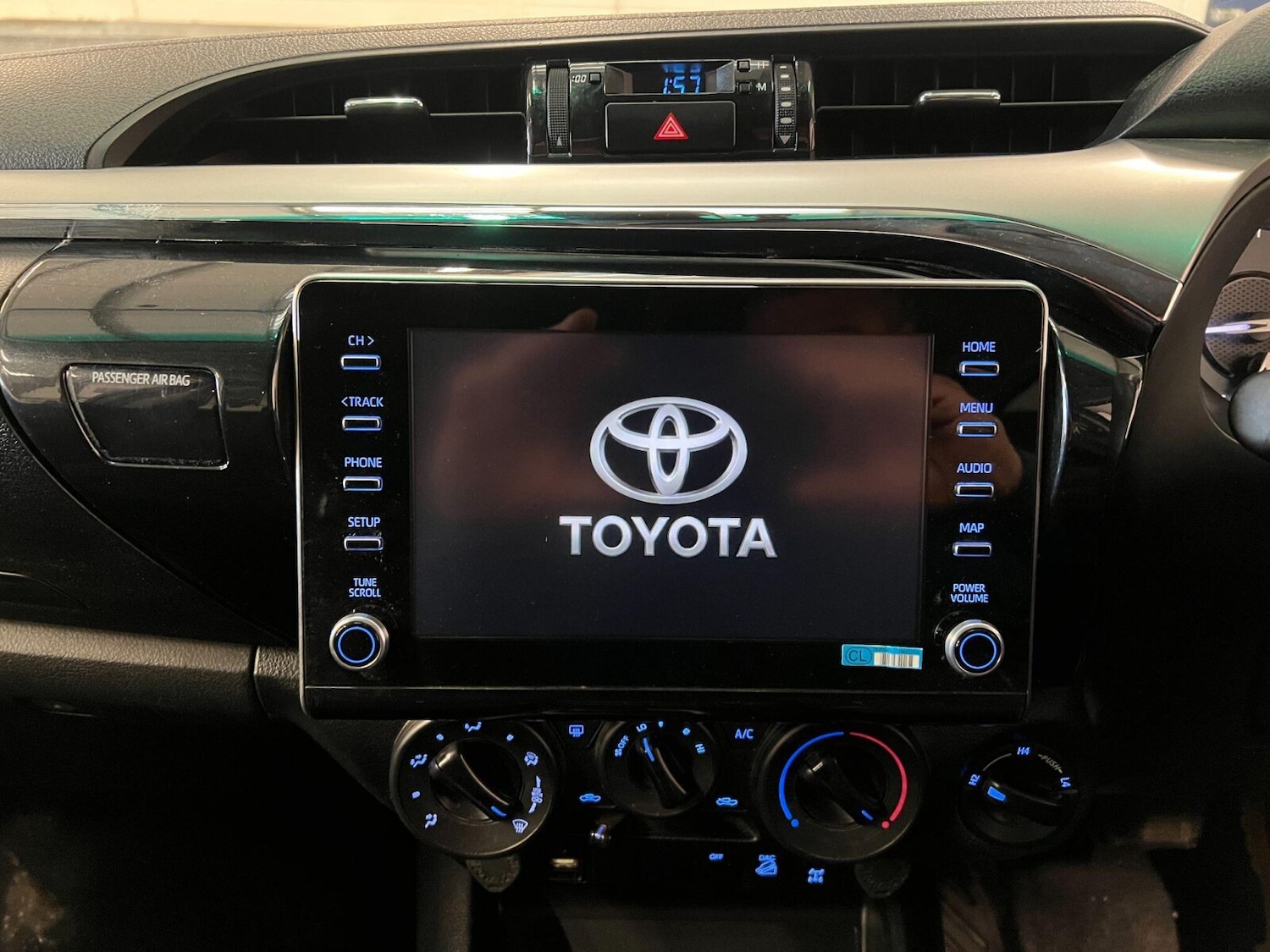 Used Toyota Hilux 2023 for sale - 76375518: Photo 9