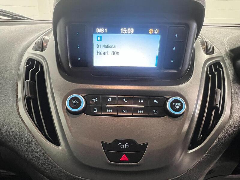 Used Ford Transit Courier 2019 for sale - 76904373: Photo 21