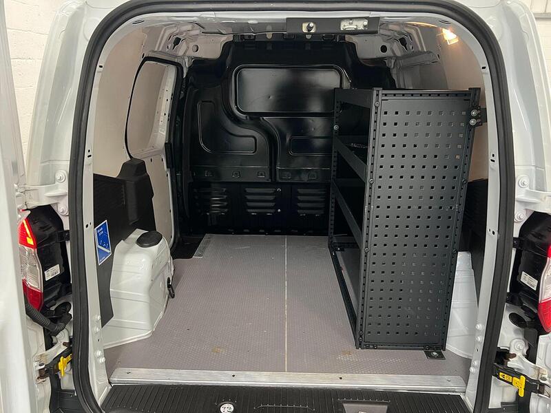 Used Ford Transit Courier 2019 for sale - 76904373: Photo 24