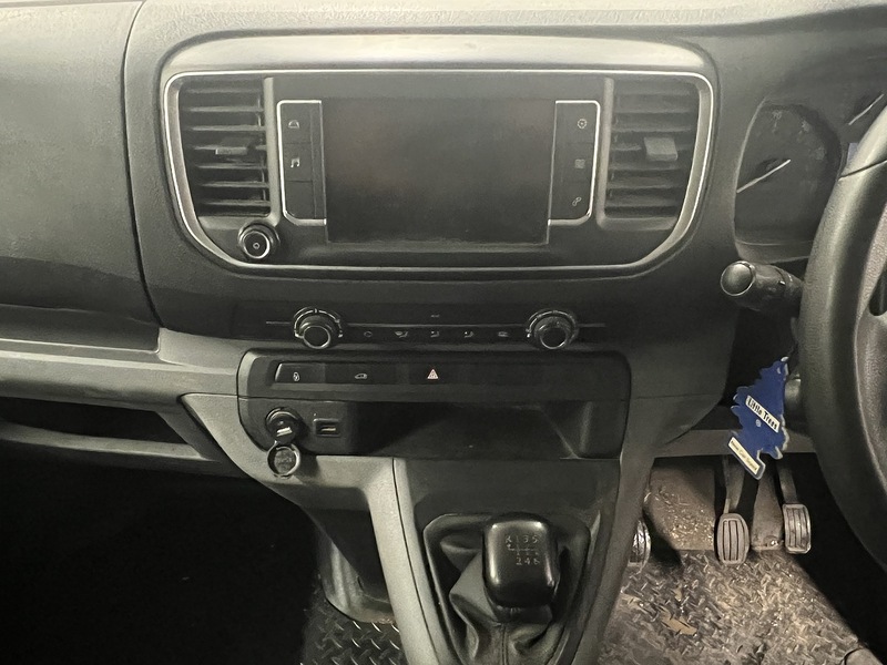 Used Vauxhall Vivaro for sale - 77247313: Photo 7