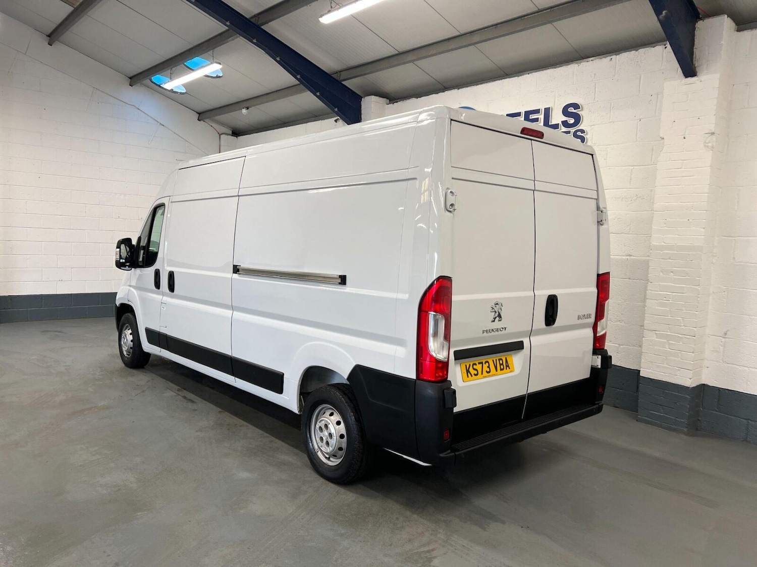 Used Peugeot Boxer 2023 for sale - 76868848: Photo 5