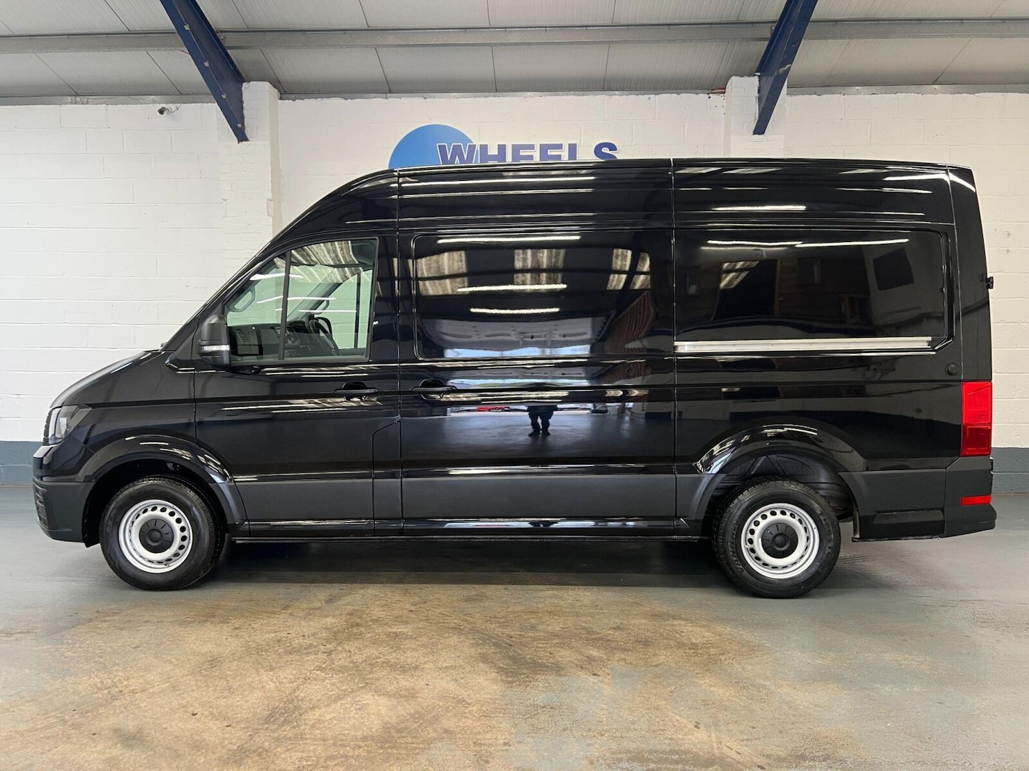 Used Volkswagen Crafter 2024 for sale - 76229401: Photo 2