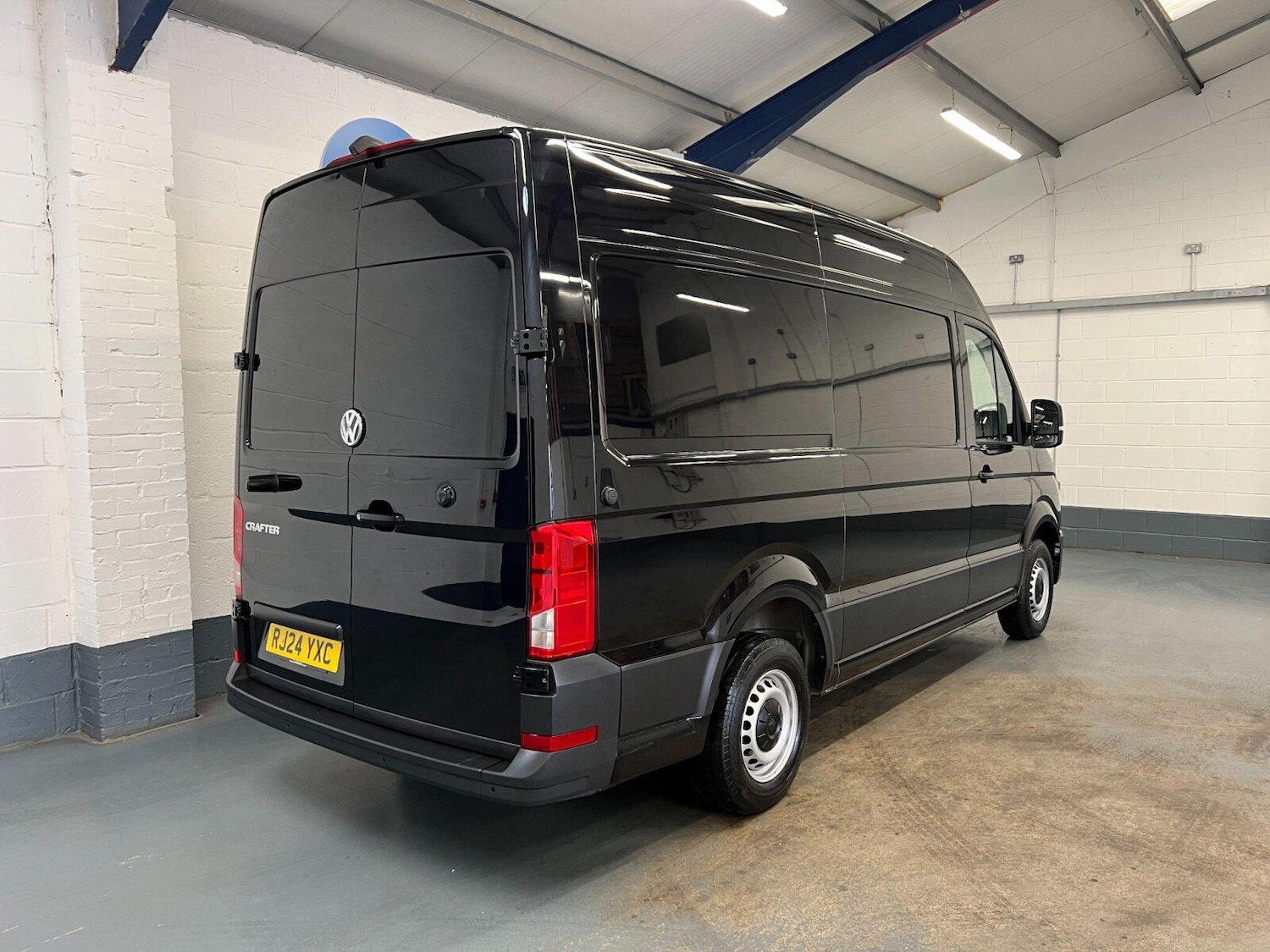 Used Volkswagen Crafter 2024 for sale - 76229401: Photo 8