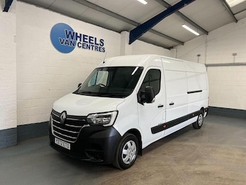 Renault Master feature image