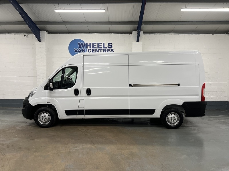 Used Vauxhall Movano 2024 for sale - 77046206: Photo 2
