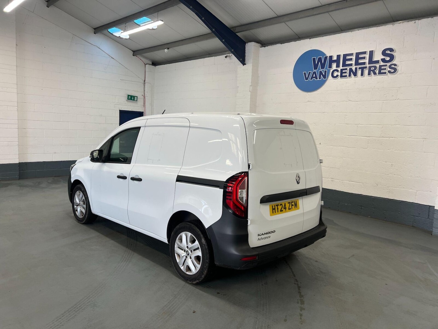 Used Renault Kangoo 2024 for sale - 76568051: Photo 2