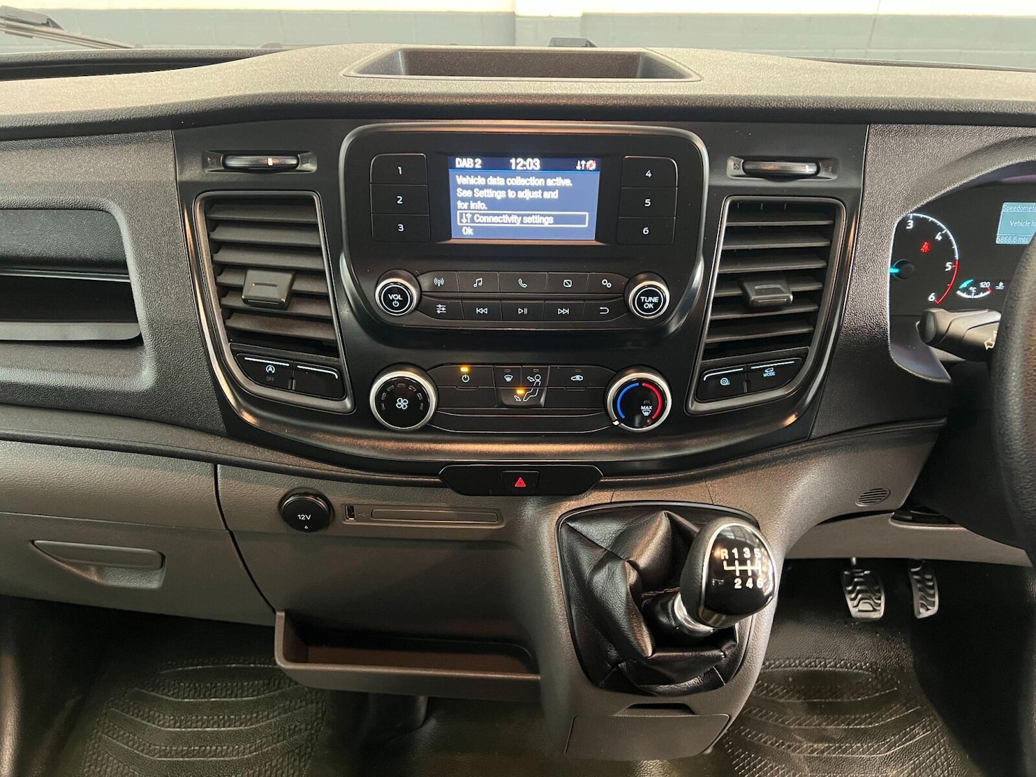 Used Ford Transit 2024 for sale - 76872864: Photo 18