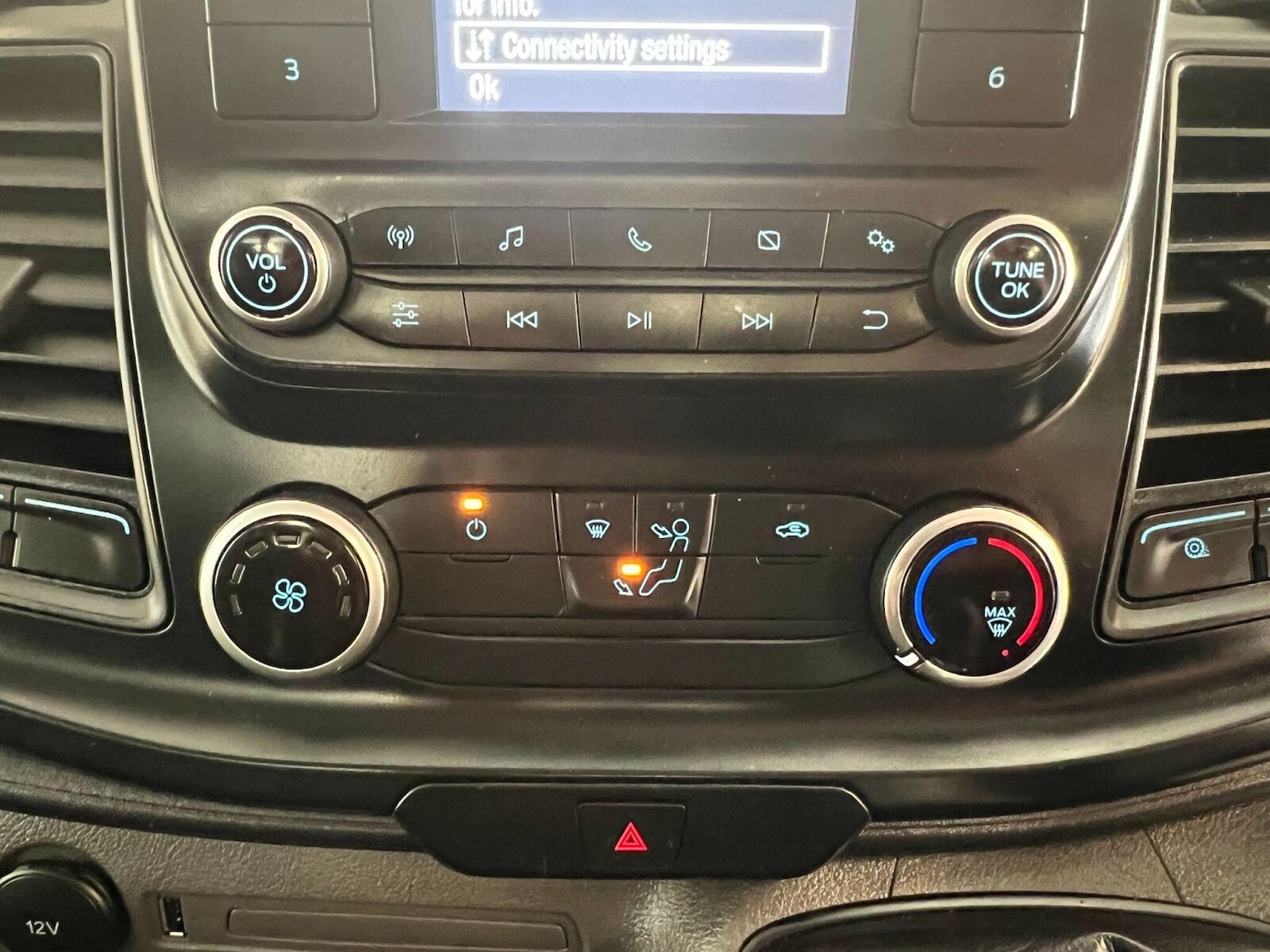 Used Ford Transit 2024 for sale - 76872864: Photo 25