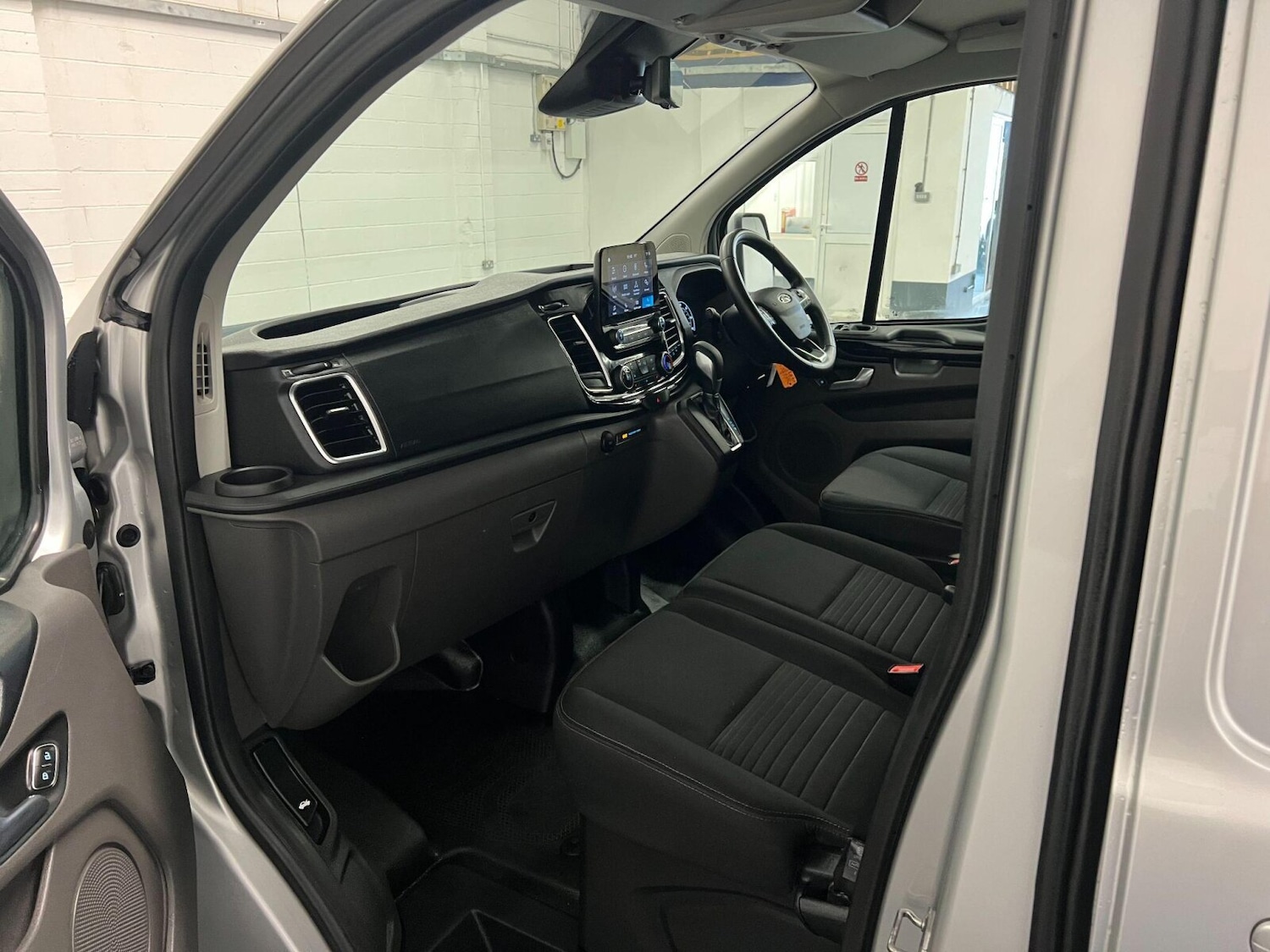 Used Ford Transit Custom 2022 for sale - 76738314: Photo 23