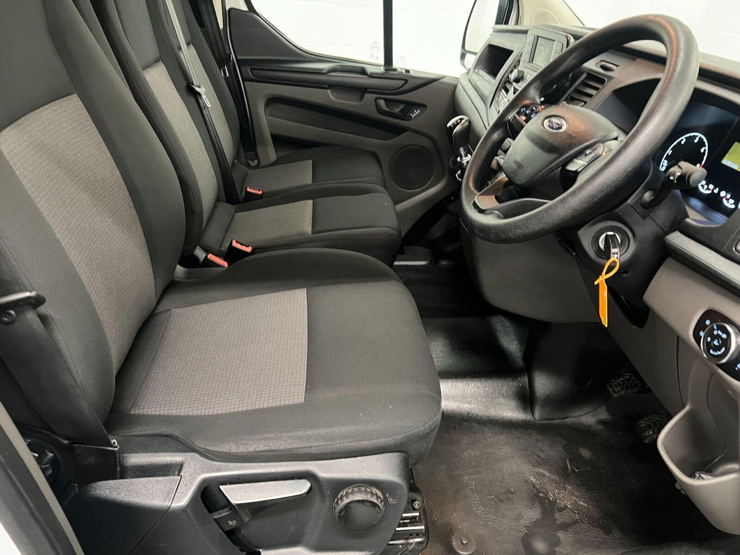 Used Ford Transit Custom 2021 for sale - 76773387: Photo 10