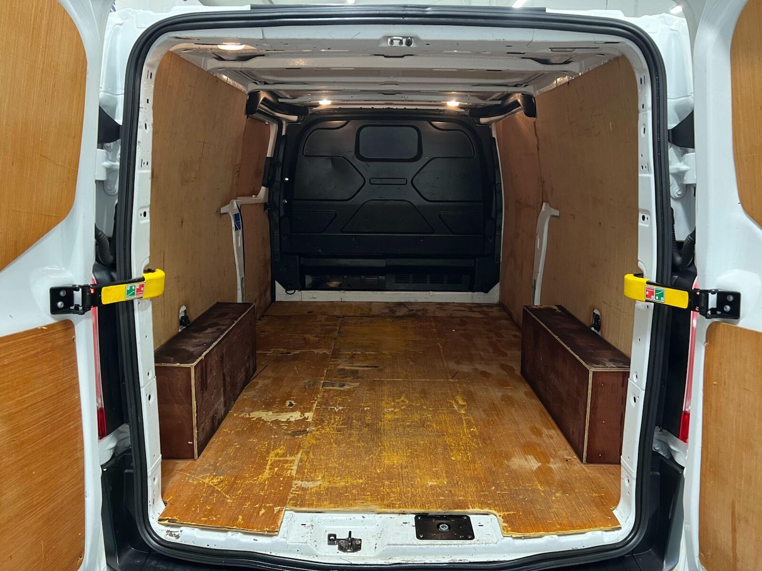 Used Ford Transit Custom 2021 for sale - 76773387: Photo 32