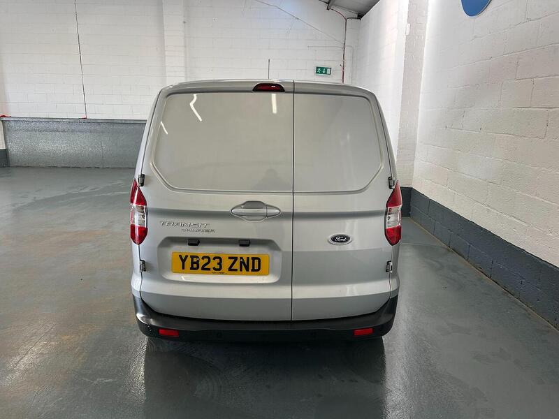 Used Ford Transit Courier 2023 for sale - 76904126: Photo 4