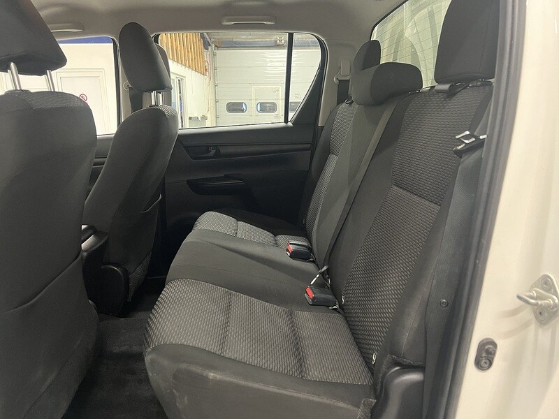 Used Toyota Hilux 2020 for sale - 77465220: Photo 32