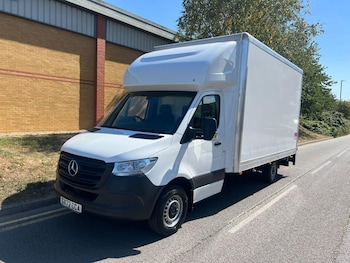 Mercedes-Benz - Sprinter