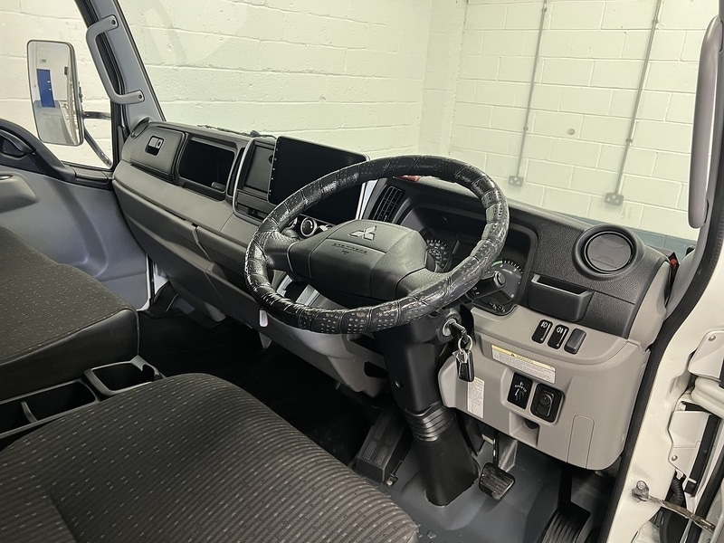 Used Mitsubishi Canter 2022 for sale - 76950826: Photo 11