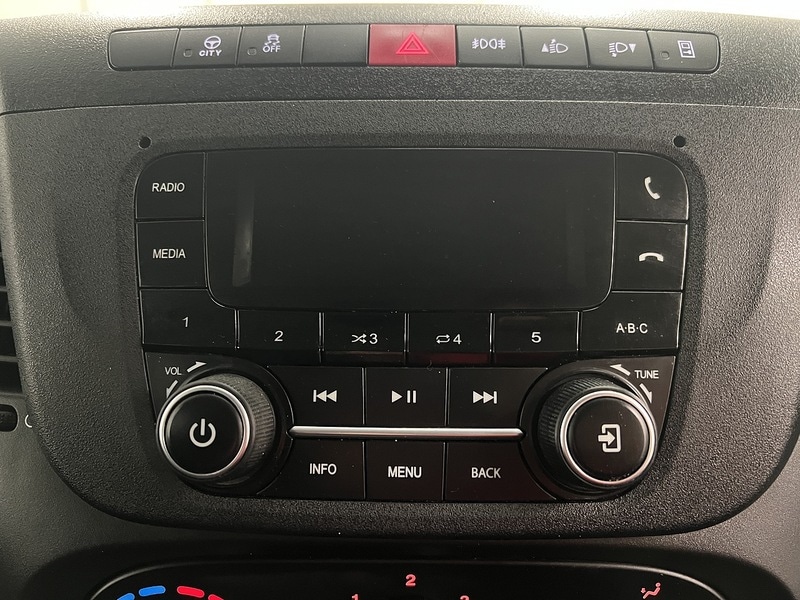 Used Iveco Daily 2023 for sale - 76903982: Photo 21