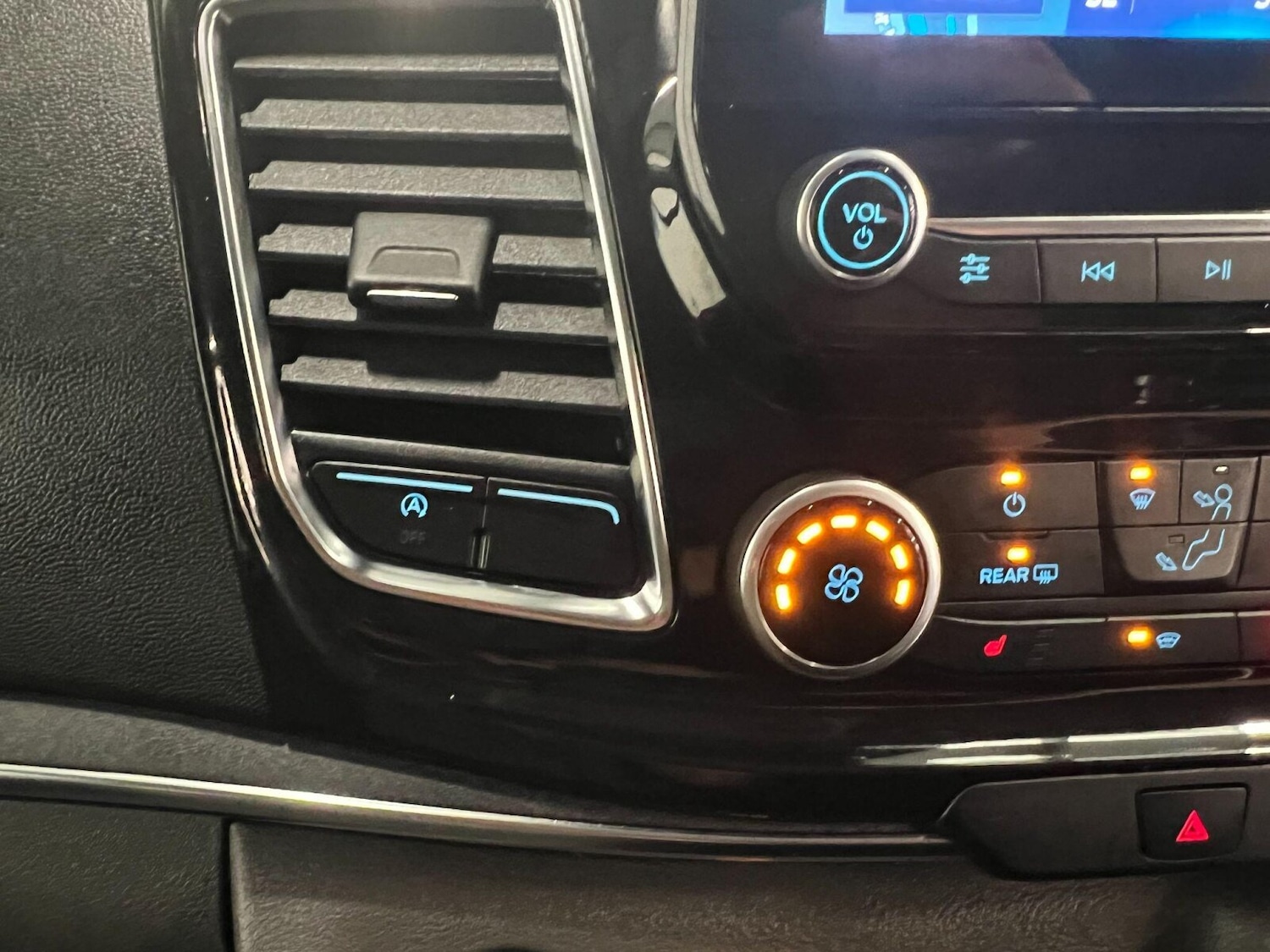 Used Ford Tourneo Custom 2022 for sale - 76289748: Photo 17