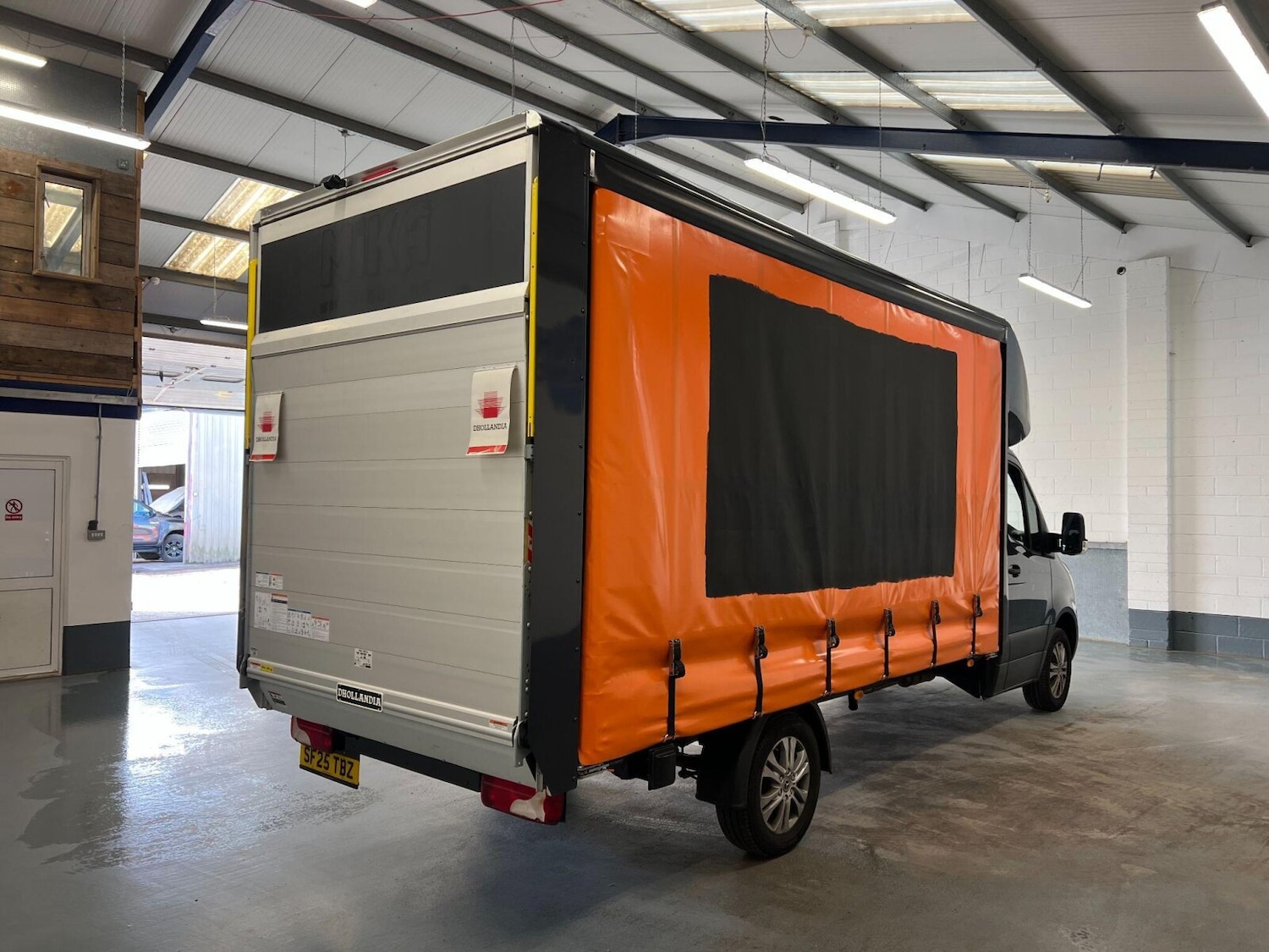 Used Mercedes-Benz Sprinter 2025 for sale - 76393690: Photo 3