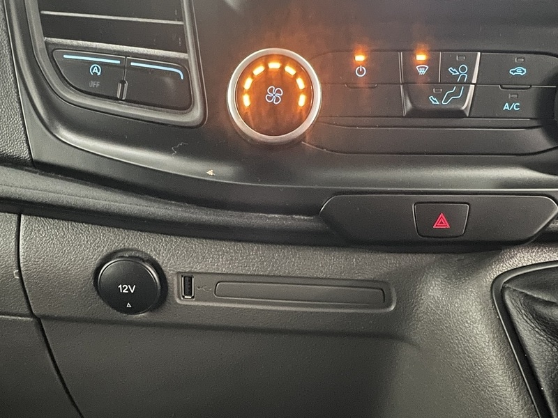 Used Ford Transit Custom 2023 for sale - 77200890: Photo 28