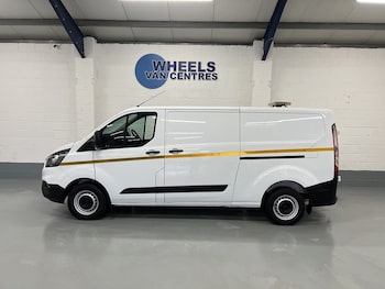 Used Ford Transit Custom 2023 for sale - 77200890: Photo