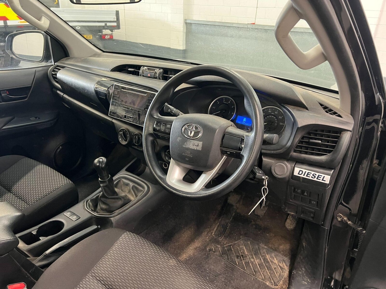 Used Toyota Hilux 2019 for sale - 76660918: Photo 5