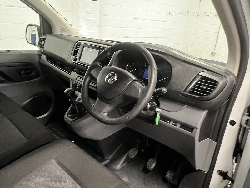 Used Vauxhall Vivaro 2023 for sale - 76969765: Photo 11