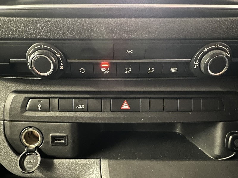 Used Vauxhall Vivaro 2023 for sale - 76969765: Photo 9