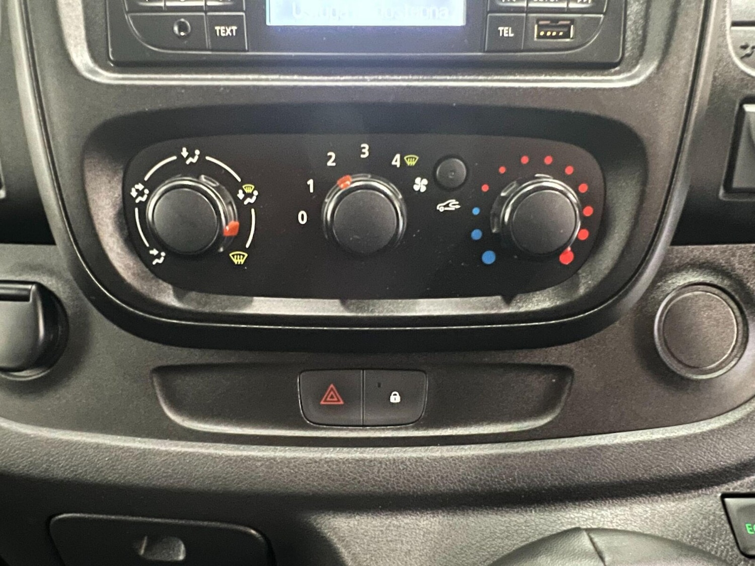 Used Renault Trafic 2017 for sale - 76696503: Photo 22