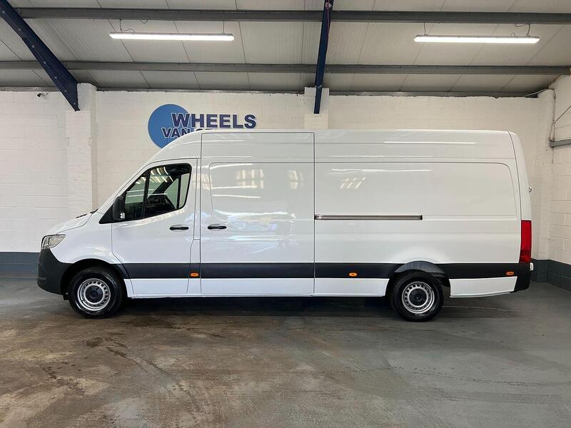 Used Mercedes-Benz Sprinter 2023 for sale - 76903959: Photo 2