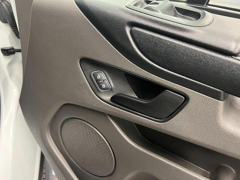 Used Ford Transit Custom 2022 for sale - 76904091: Photo 12