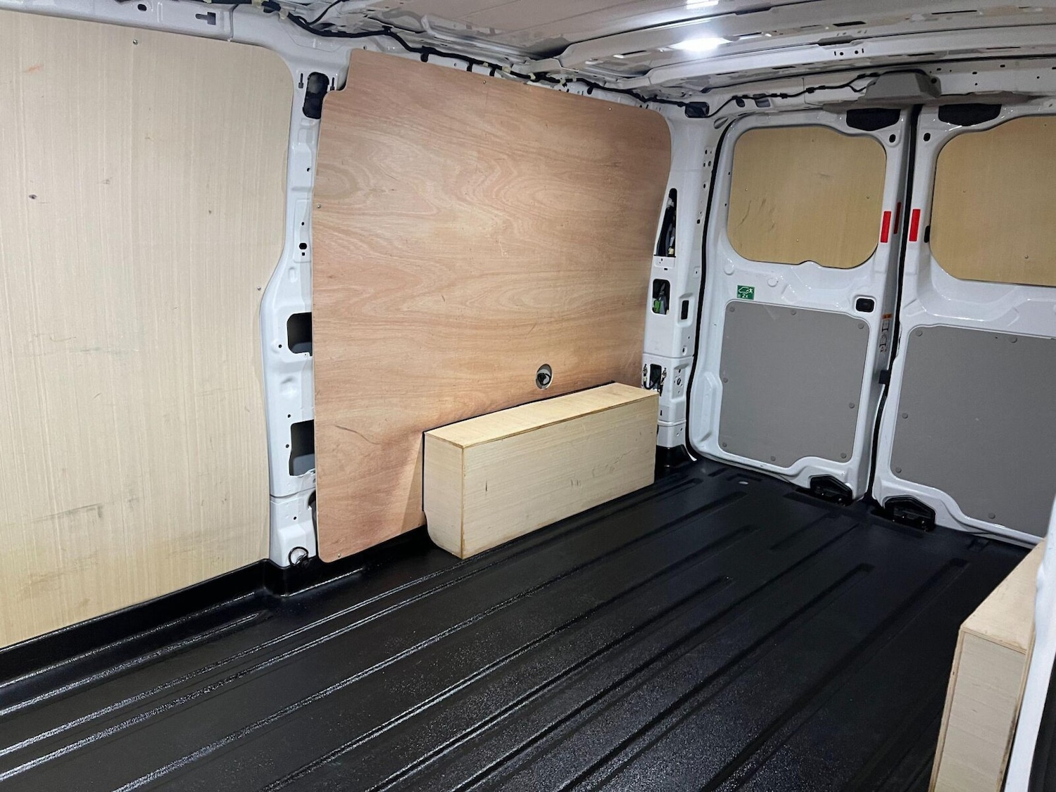 Used Ford Transit Custom 2024 for sale - 76344169: Photo 37