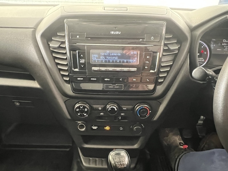 Used Isuzu D-Max 2021 for sale - 77014627: Photo 9