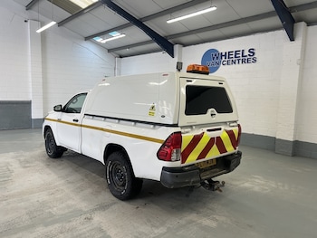 Used Toyota Hilux 2021 for sale - 77720669: Photo