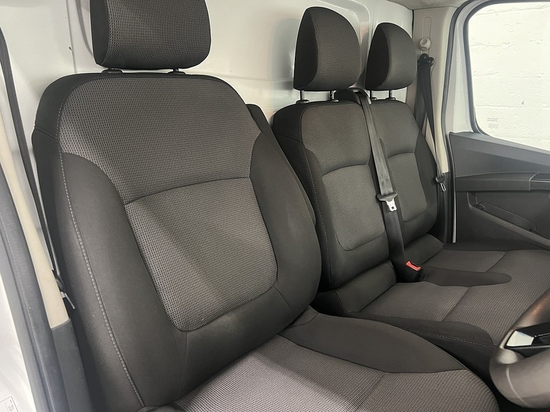 Used Renault Trafic 2023 for sale - 77494279: Photo 9