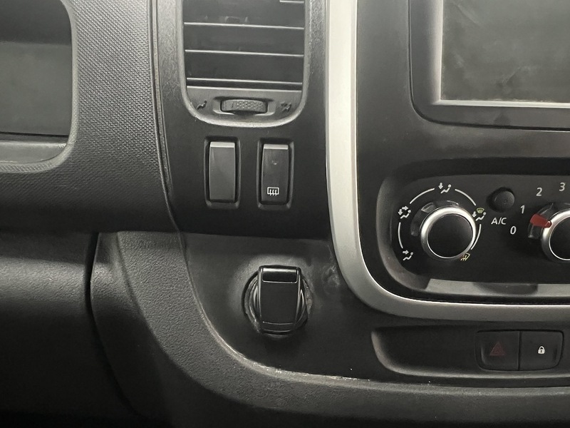 Used Renault Trafic 2020 for sale - 76982529: Photo 26