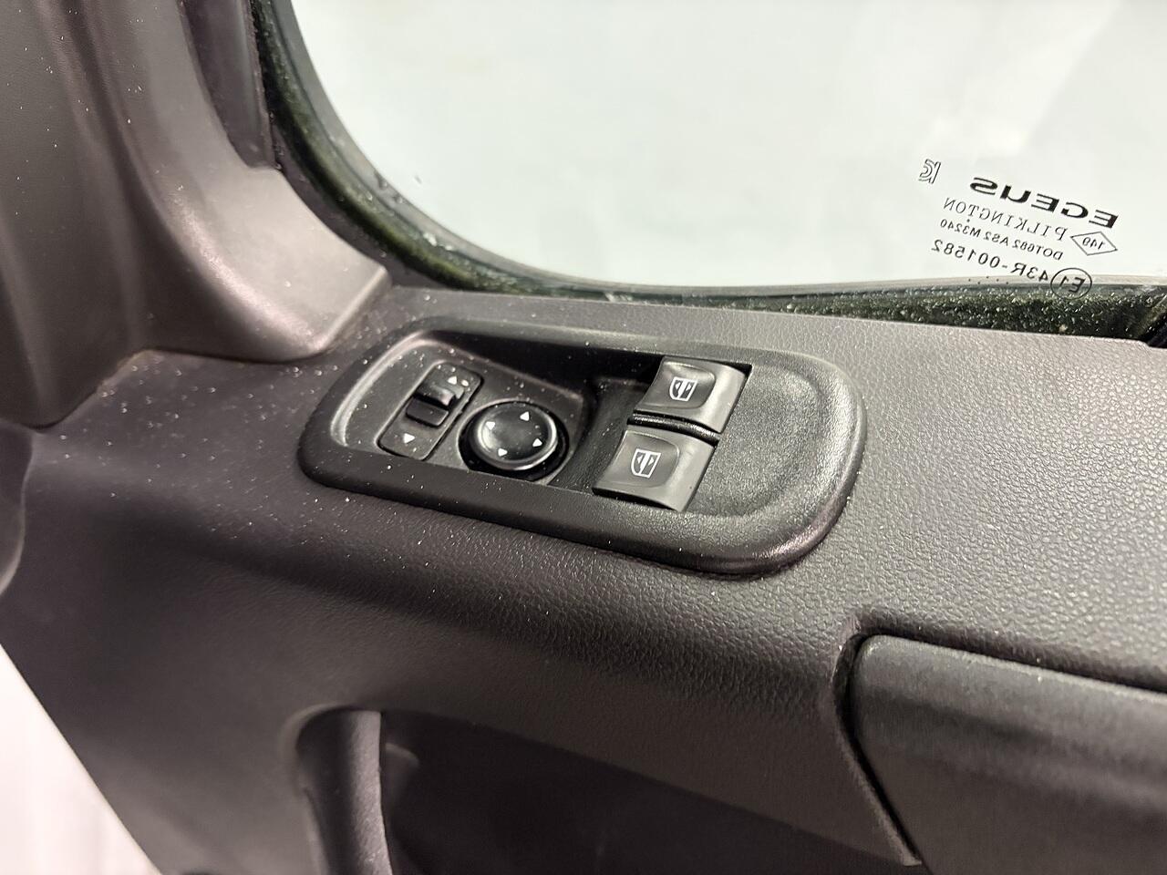 Used Nissan Interstar 2023 for sale - 76872568: Photo 12