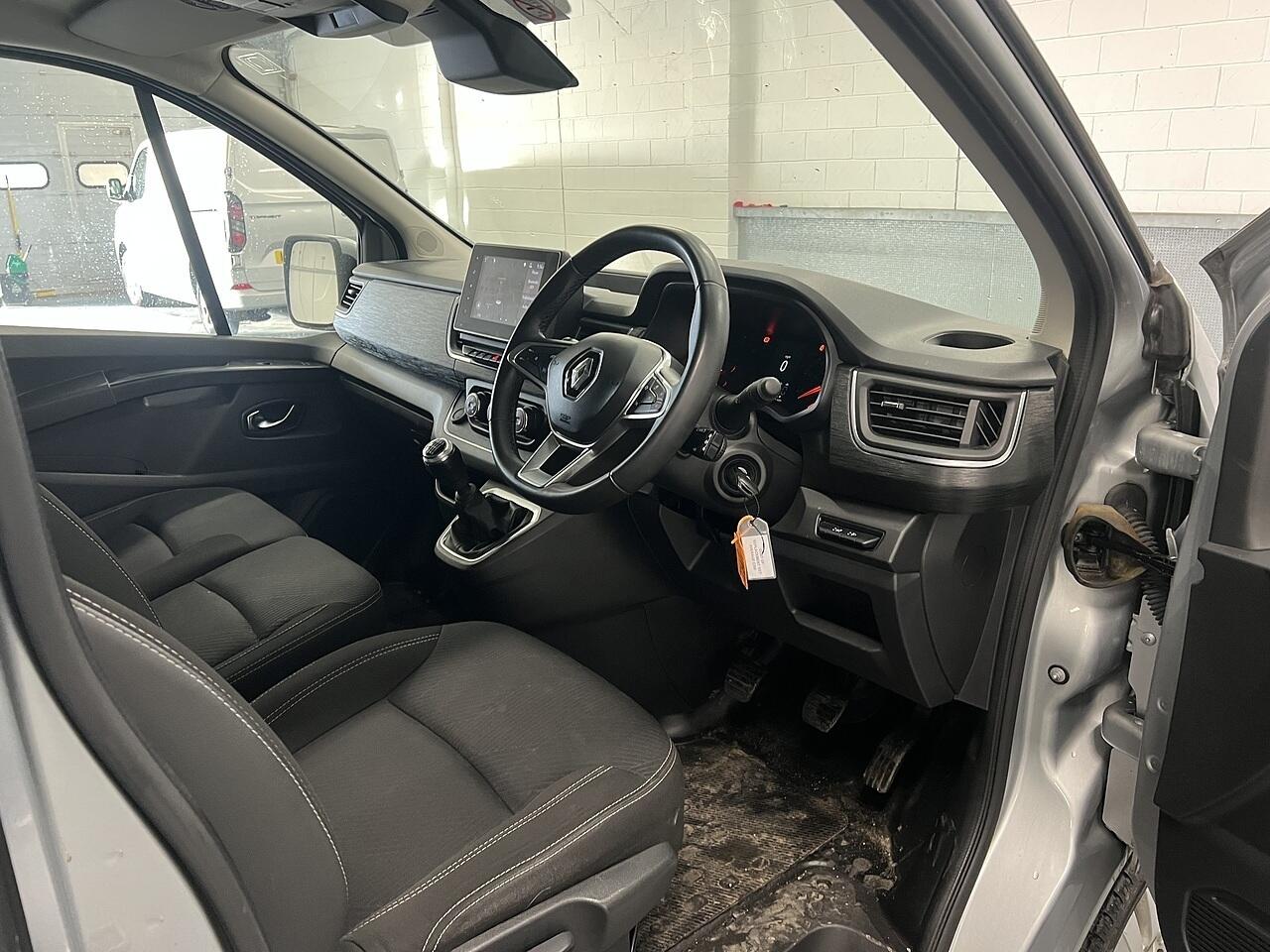 Used Renault Trafic 2023 for sale - 76841974: Photo 7