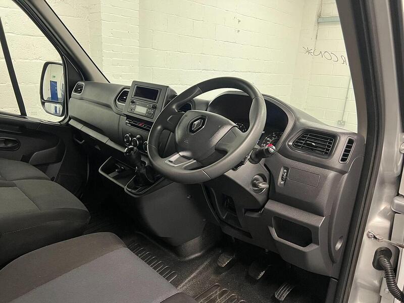 Used Renault Master 2023 for sale - 76904102: Photo 11