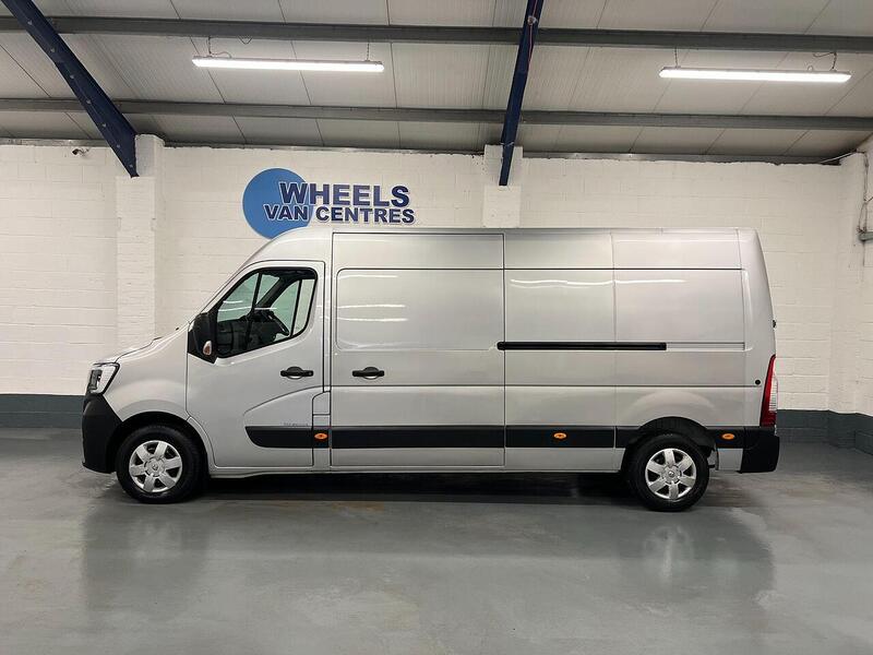 Used Renault Master 2023 for sale - 76904102: Photo 2