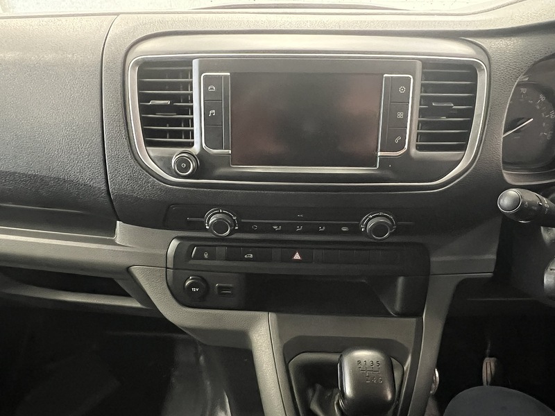 Used Vauxhall Vivaro for sale - 77247294: Photo 8