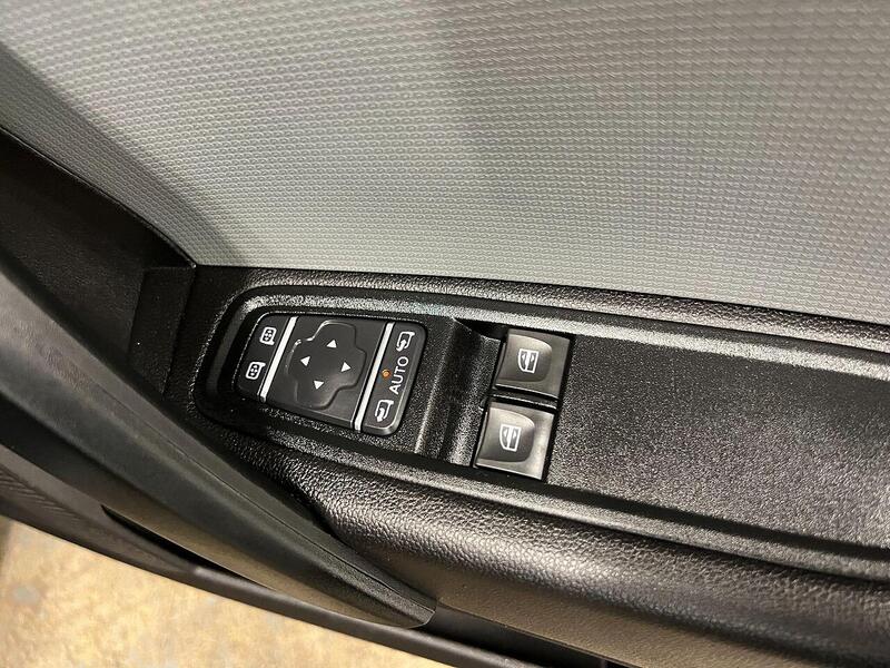 Used Nissan Other 2023 for sale - 76904216: Photo 11