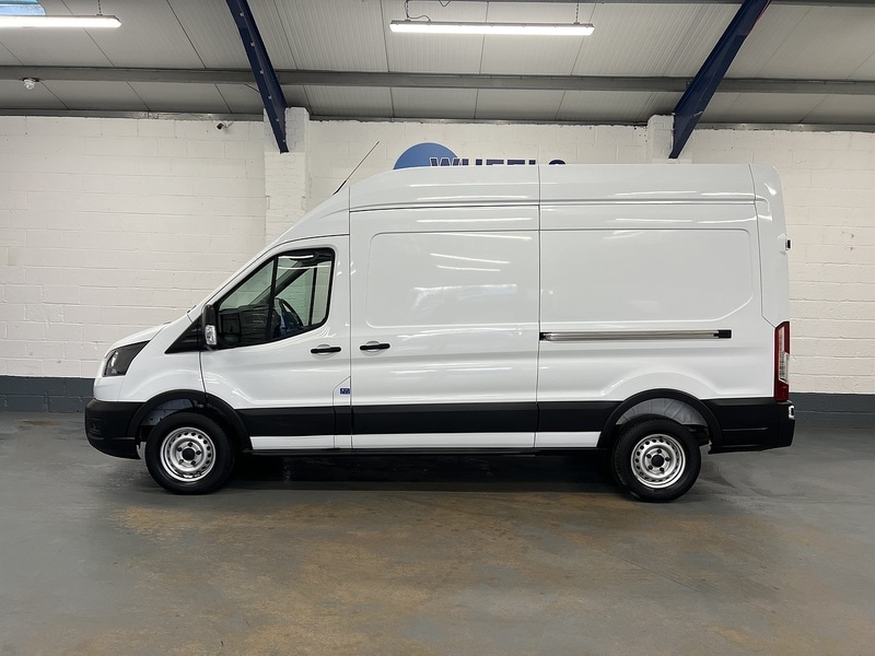 Used Ford Transit 2024 for sale - 76904040: Photo 2