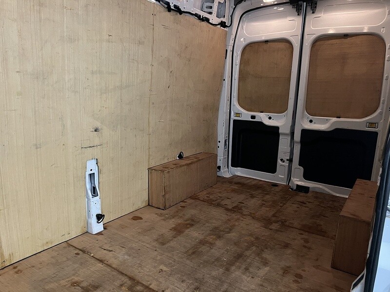 Used Ford Transit 2024 for sale - 76904040: Photo 38