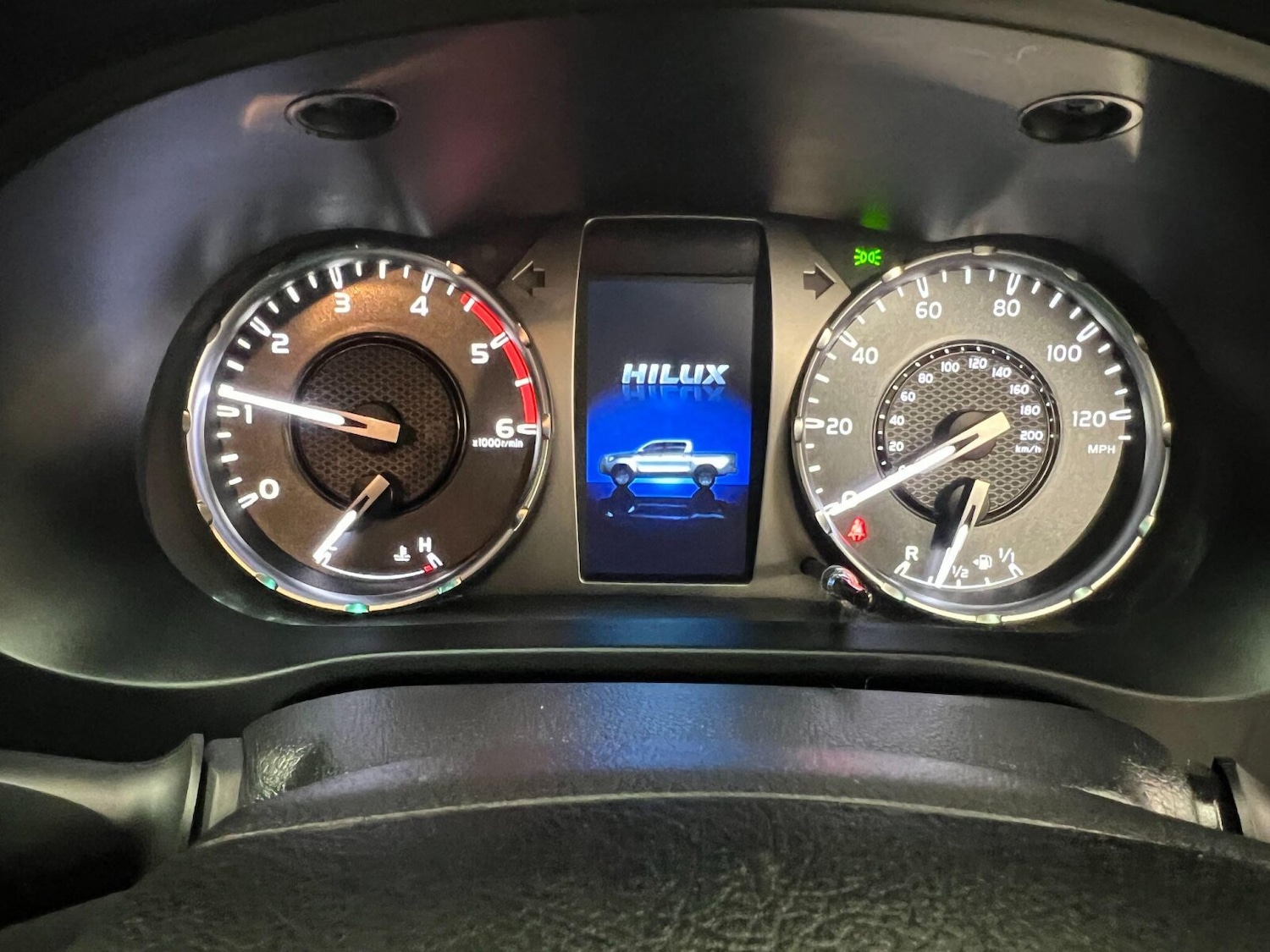 Used Toyota Hilux 2022 for sale - 76568003: Photo 25