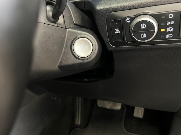 Used Volkswagen Amarok 2023 for sale - 76178059: Photo 13